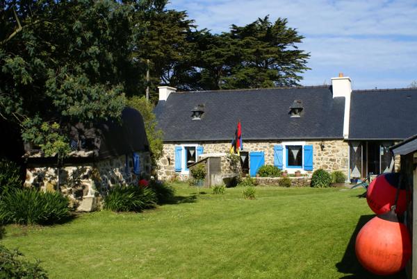 propriete pour gites et hebergements insolites cap de la chevre MORGAT CROZON