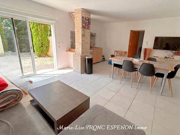 Maison
         10 pièces
        - 243 m² Bien prestige 600 000 € *
