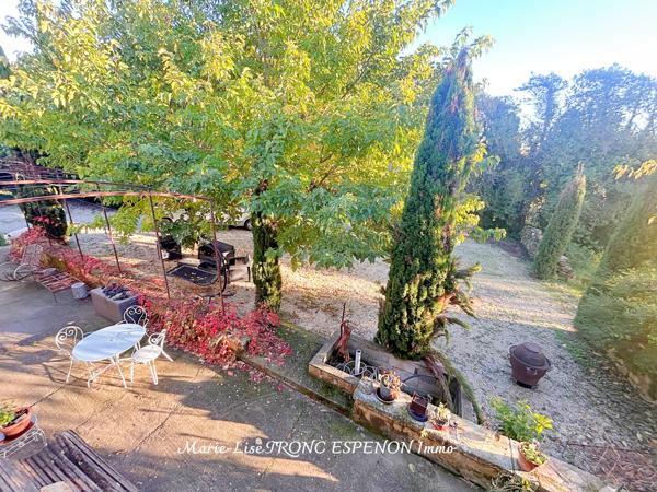 Maison
         10 pièces
        - 243 m² Bien prestige 600 000 € *
