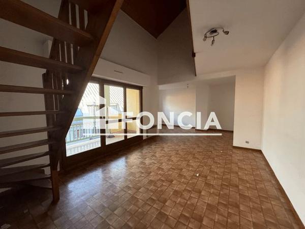 Location Appartement 3 pièces 82 m² - 43 RUE BOCCARD Sallanches 74700