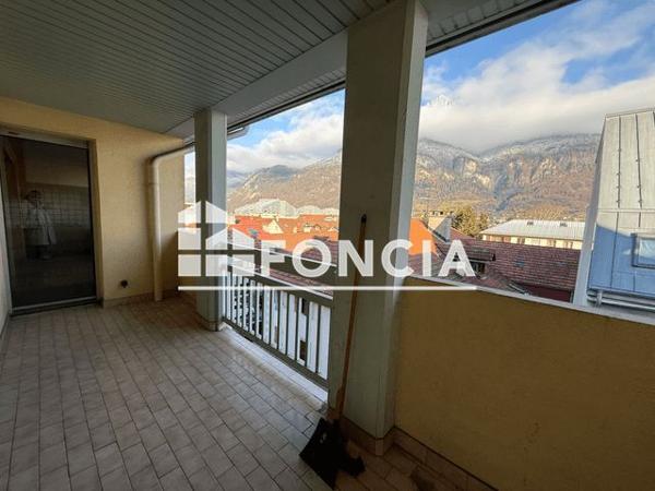 Location Appartement 3 pièces 82 m² - 43 RUE BOCCARD Sallanches 74700