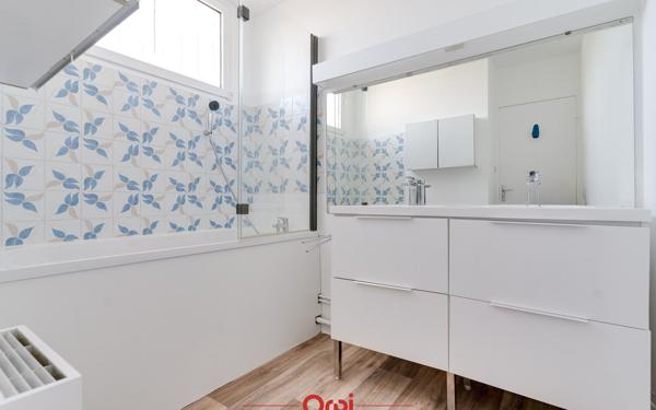 Appartement à vendre    3 pièces • 68 m2 Marseille 9