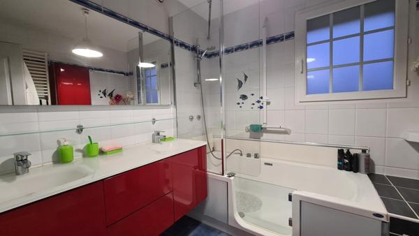 Accès à la plage depuis le jardin!!!