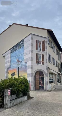 Immeuble à vendre à Saint-Genis-Pouilly dans l'Ain (01630), ref : 01047-705