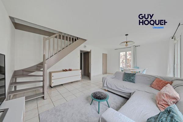 Maison T5 en excellent état // PROCHE DES COMMODITEES AU CALME !!