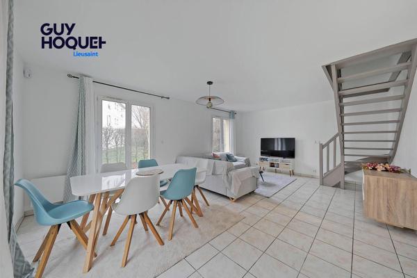 Maison T5 en excellent état // PROCHE DES COMMODITEES AU CALME !!