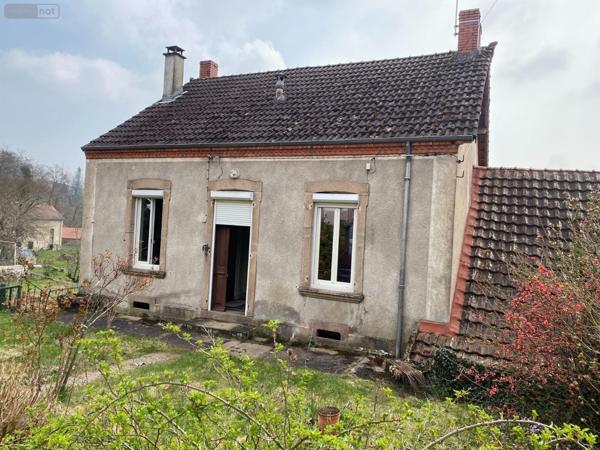 Maison à vendre à Saint-Sernin-du-Bois en Saône-et-Loire (71200), ref : 13744/324
