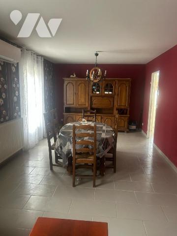 BOURG-LES-VALENCE- Maison T4 avec garage et cabanon