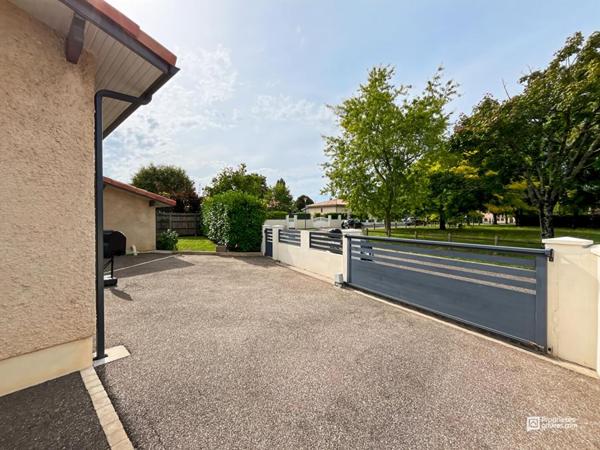Maison familiale rénovée 4 chambres, piscine - Quartier calme à Saint-Médard-en-Jalles