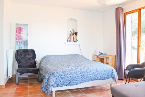 Saint-Martin-du-Var (06670) MAISON INDIVIDUELLE – 141 M² PLUS DÉPENDANCES – TERRAIN DE 1941 M²