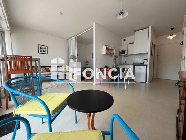 Location Studio meublé 36.2 m² - La Rochelle 17000