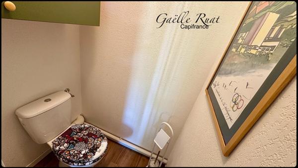 FONT-ROMEU (66120) – GAËLLE RUAT CAPIFRANCE – APPARTEMENT T2 RÉNOVÉ – DERNIER ÉTAGE – BALCON – BOX PRIVATIF – PISCINE – SALLE DE SPORT – VUE DÉGAGÉE