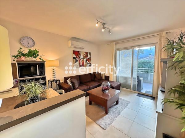 Appartement 2 pièces - 50 m² Exclusivité efficity