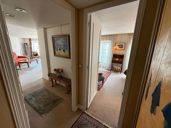 Appartement Paris 3 pièce(s) 82.54 m2