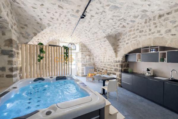 Vente Appartement195 m² - 4 Pièces - LE PUY EN VELAY (43000)