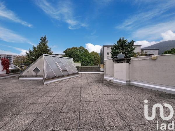 Maison à vendre 5 pièces 136 m² Saint-Martin-d'Hères