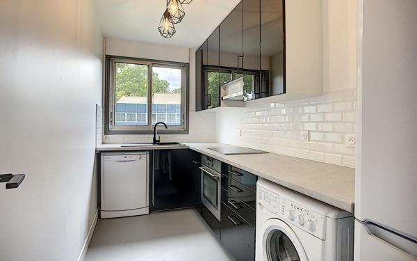 Appartement à louer    2 pièces •  Saint-Maurice