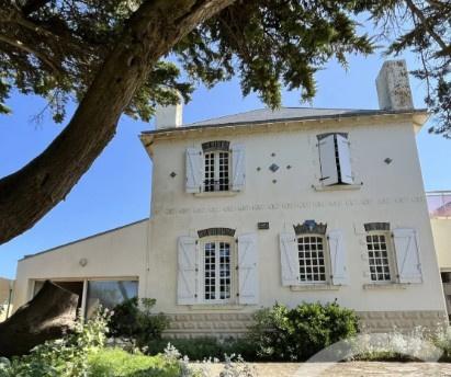 Saint-Hilaire-de-Riez (85270) SAINT HILAIRE DE RIEZ - MAISON DE CARACTERE 120M2