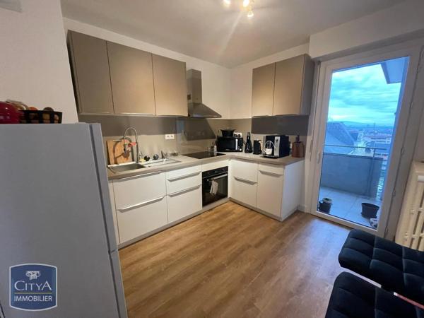 Appartement à louer 3 pièces 86.11m² Saint-Julien-en-Genevois (74160)