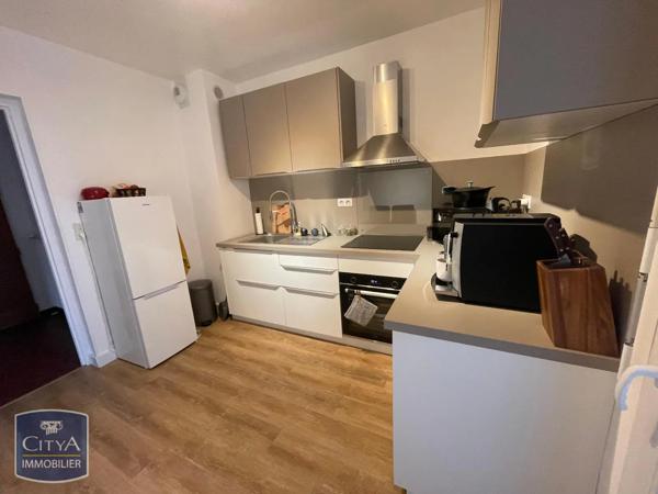 Appartement à louer 3 pièces 86.11m² Saint-Julien-en-Genevois (74160)