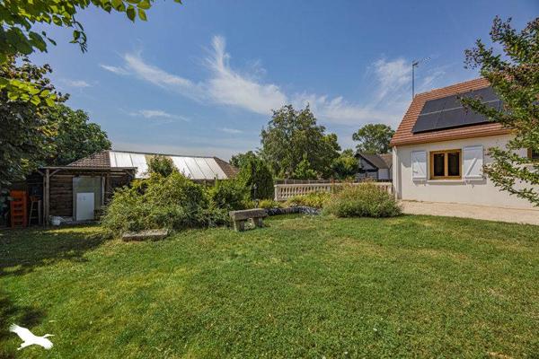 Maison à vendre 295 999 € Montlouis-sur-Loire 6 p 100 m² DPE C