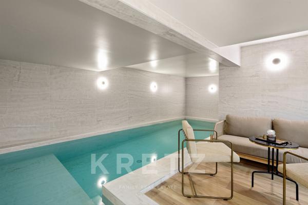 Hôtel particulier d'exception rénové avec piscine intérieure et rooftop