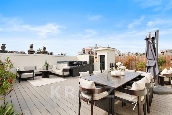 Hôtel particulier d'exception rénové avec piscine intérieure et rooftop