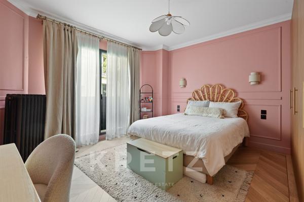 Hôtel particulier d'exception rénové avec piscine intérieure et rooftop