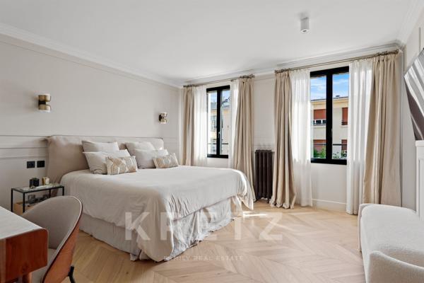 Hôtel particulier d'exception rénové avec piscine intérieure et rooftop