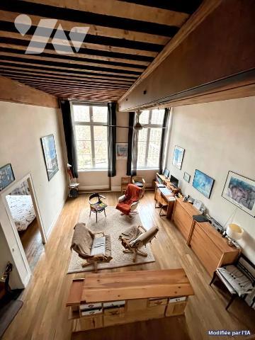 APPARTEMENT PLACE TABAREAU GRENIER ET CAVE