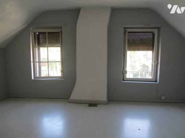 HIRSON maison semi-mitoyenne