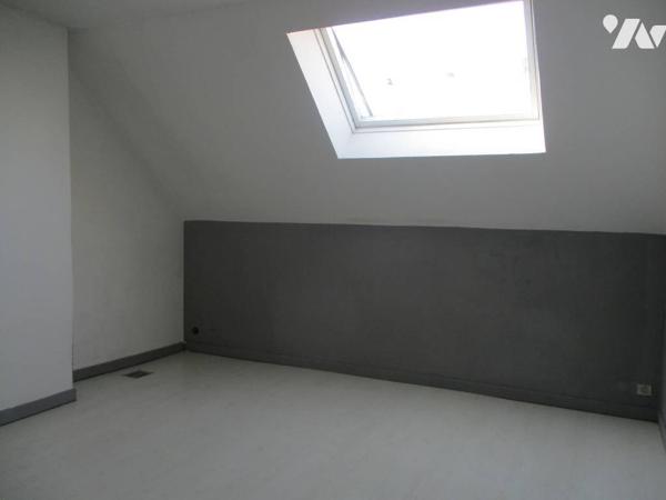 HIRSON maison semi-mitoyenne