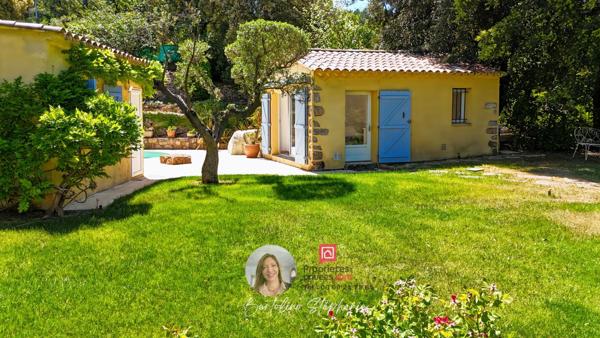TRANS-EN-PROVENCE - Maison de plain-pied avec piscine, dépendance et terrain paysagé