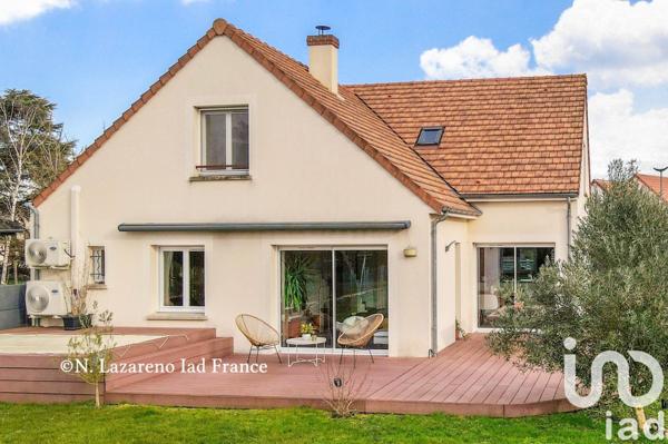 Maison 5 pièces de 140 m² à Marigny-les-Usages (45760)