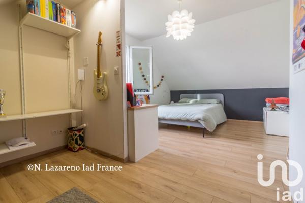 Maison 5 pièces de 140 m² à Marigny-les-Usages (45760)
