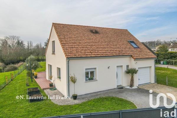 Maison 5 pièces de 140 m² à Marigny-les-Usages (45760)