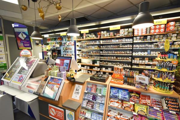 Dpt Moselle (57), à vendre À BOUZONVILLE : Tabac - Presse - Loto - MDLP - 158 m2 - Emplacement n° 1 - Stationnement gratuit