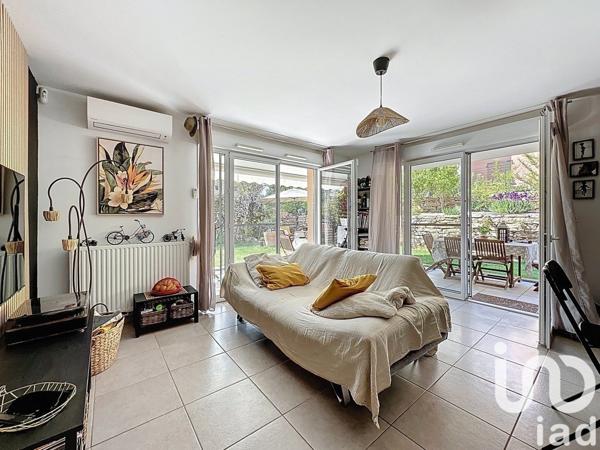 Appartement 3 pièces de 58 m² à Ollioules (83190)