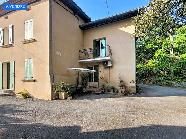 31540 MONTÉGUT-LAURAGAIS- Maison de village en pierre avec garage et jardin