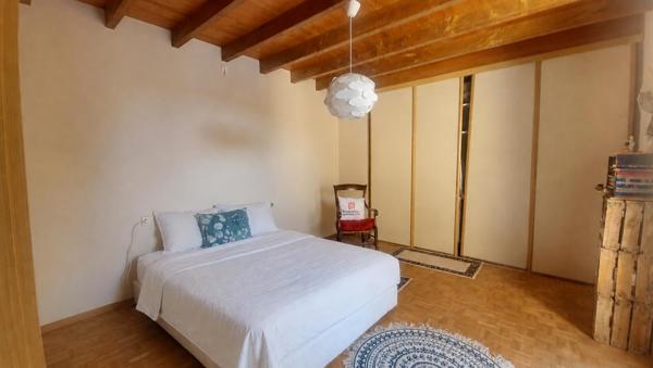 31540 MONTÉGUT-LAURAGAIS- Maison de village en pierre avec garage et jardin