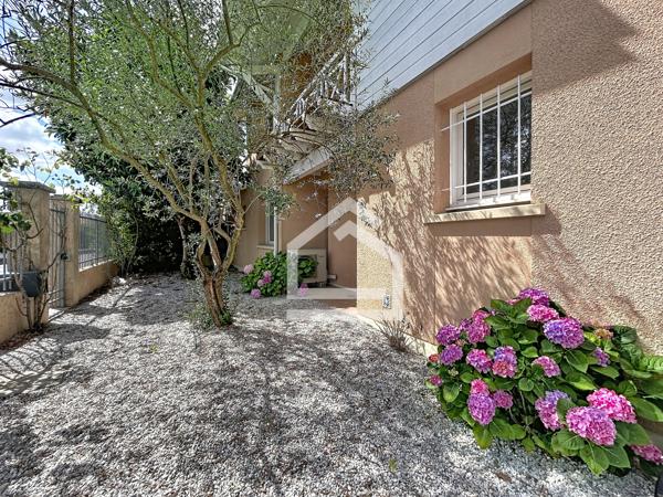 Maison 5 pièce(s) 3 chambre(s) 140 m²