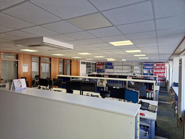 Bureaux Niort 6 pièce(s) 215 m2