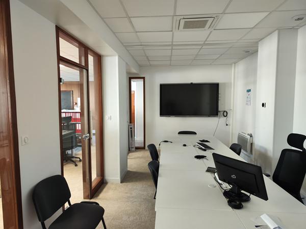 Bureaux Niort 6 pièce(s) 215 m2
