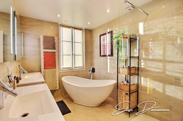 MONTIVILLIERS CENTRE - Demeure bourgeoise de caractère avec prestations haut de gamme