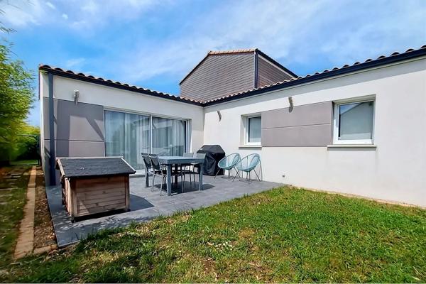 Maison récente de 140m², 4 chambres et jardin