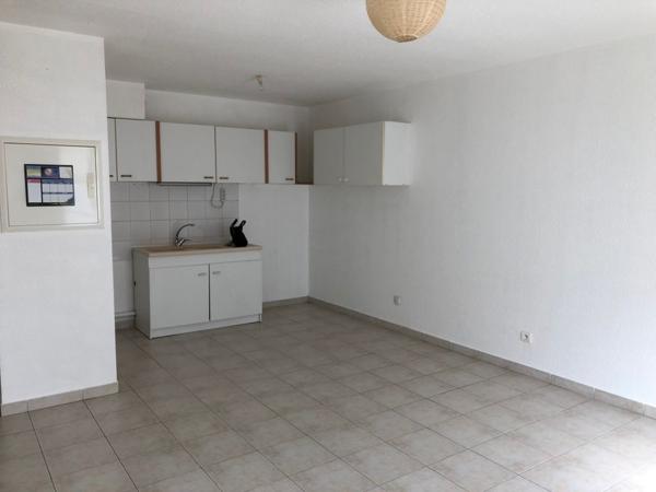 Appartement 2 pièces à vendre Rochefort - 17300 / Réf: 3309
