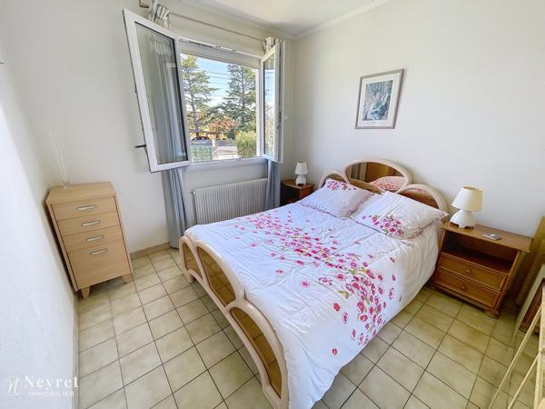 SOUS COMPROMIS !! Maison individuelle 91m² habitables + sous-sol complet, parcelle de 1229m²