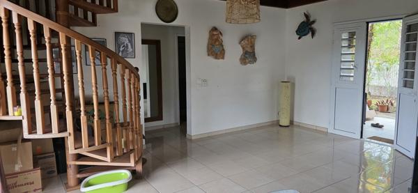 Ensemble immobilier rentable – Ducos (97224)