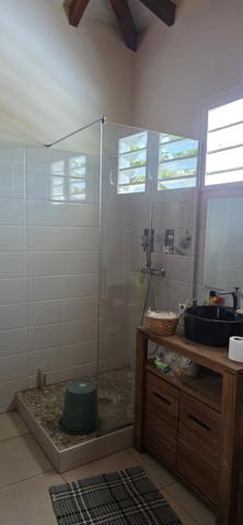 Ensemble immobilier rentable – Ducos (97224)