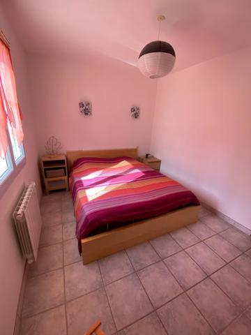 Belle Villa plain-pied de 2004, Type 5 avec grand garage sans aucun travaux à prévoir sur 891 m2 de parcelles !